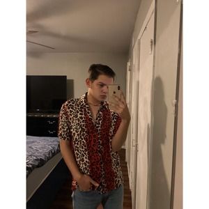 Meet your Posher, Jason